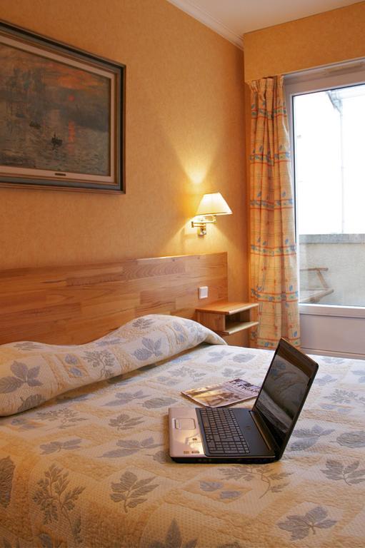 Hotel Sully Nogent-le-Rotrou Quarto foto